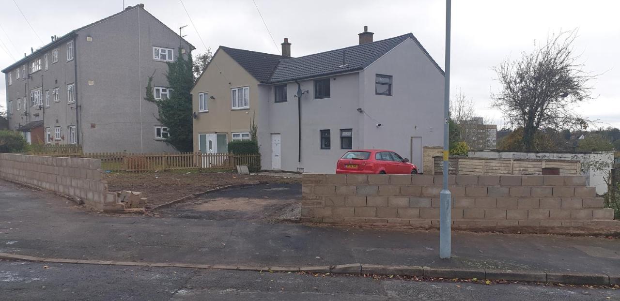 Homestay In Birmingham Sleeps 8 - Free Parking & Wifi ภายนอก รูปภาพ